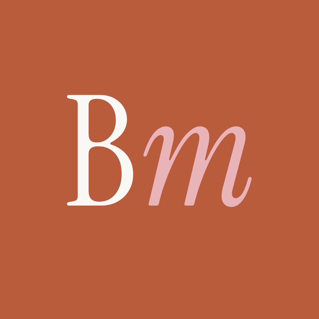 Monograma BM em terracota